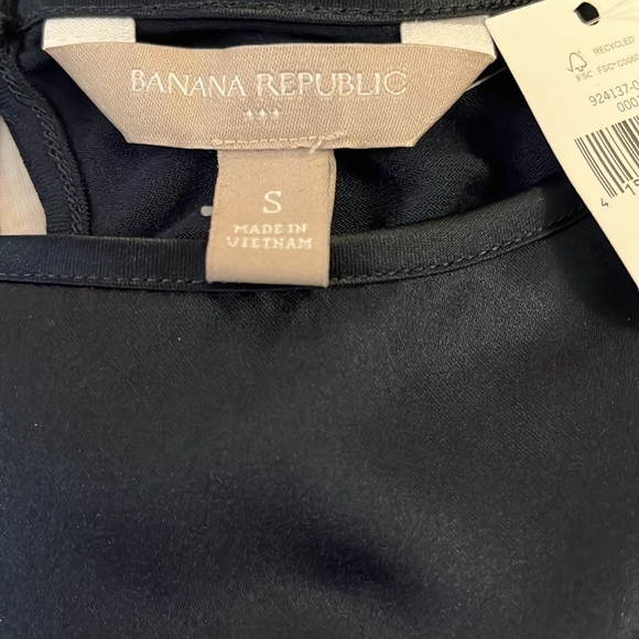 NWT Bananaa Republic factory luxury feel - Picture 4 of 9